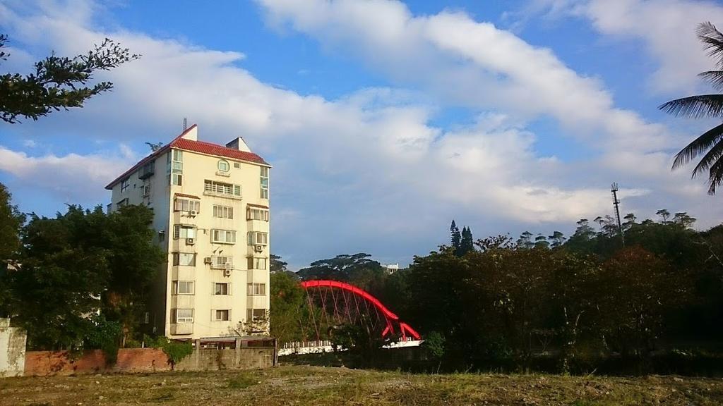 Literature River Bank 文學河岸 民宿 Hualien City Ngoại thất bức ảnh